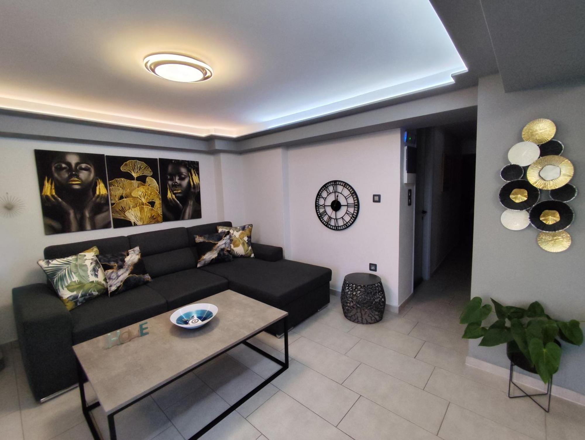 Anastasia'S Apartment With Yard Афины Экстерьер фото