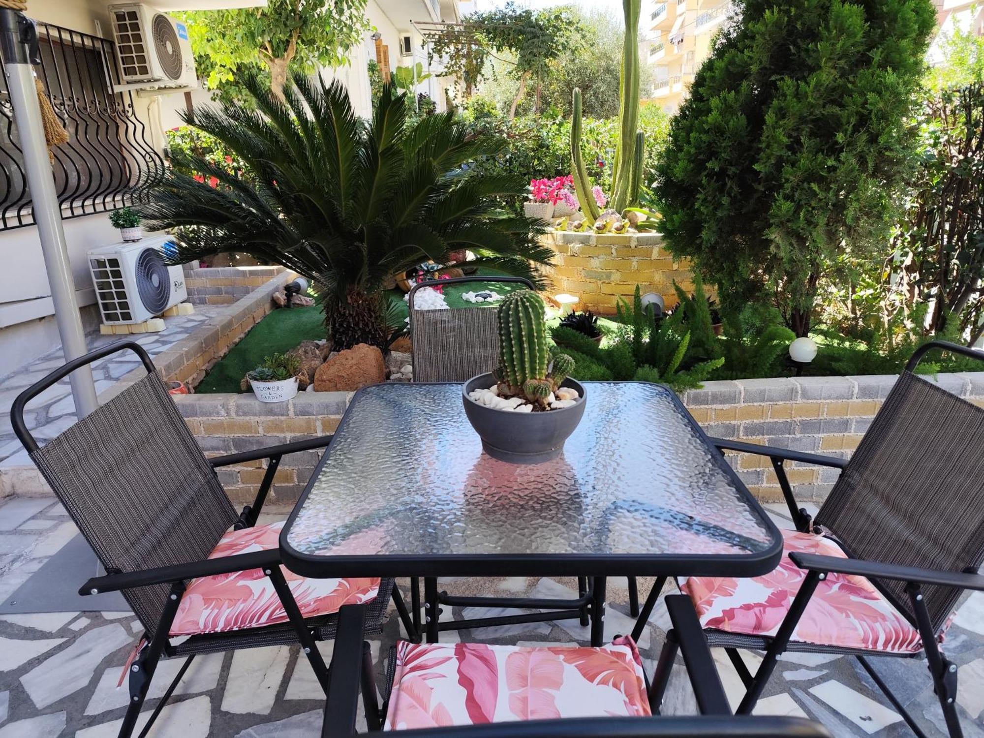 Anastasia'S Apartment With Yard Афины Экстерьер фото