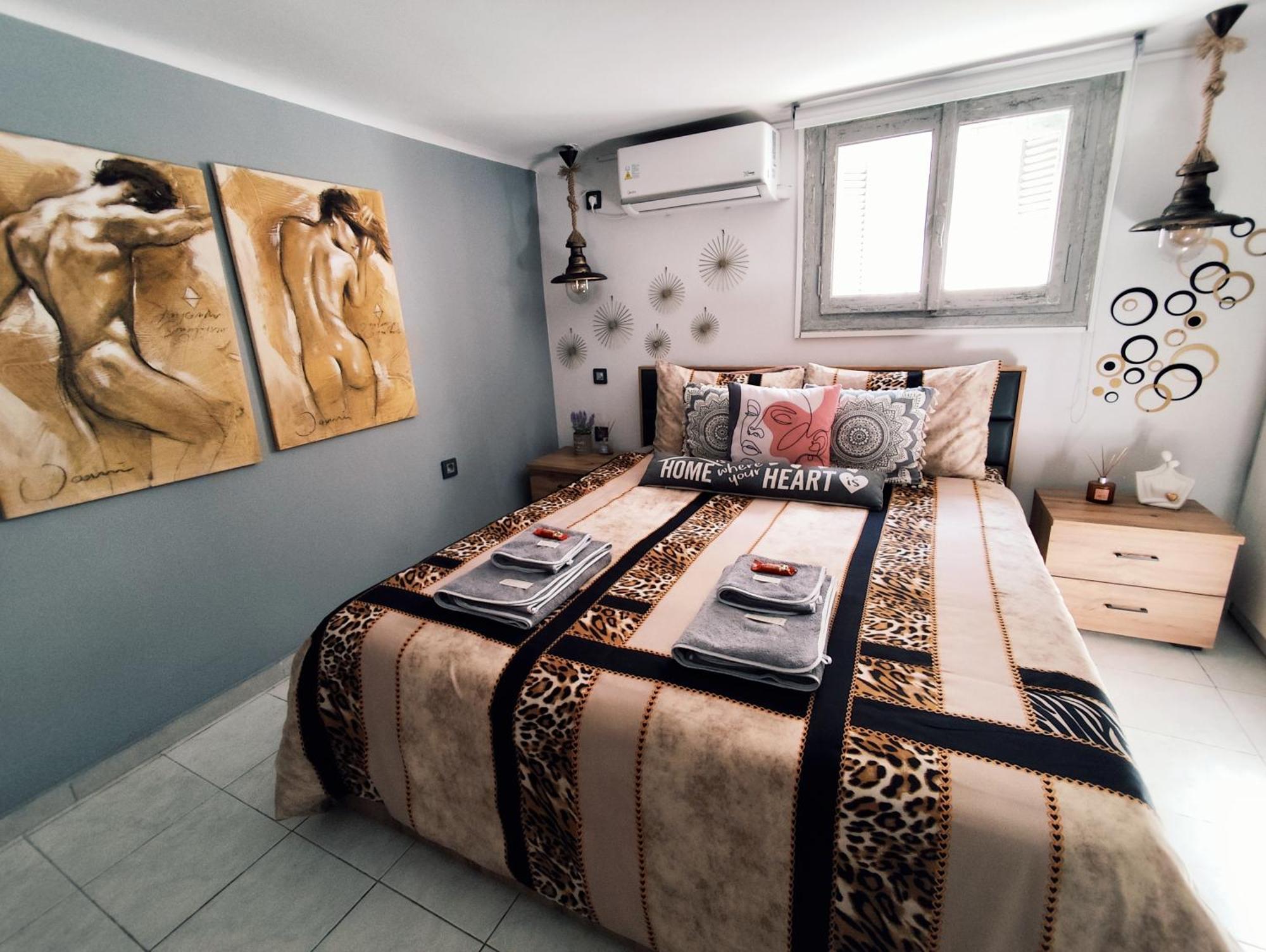 Anastasia'S Apartment With Yard Афины Экстерьер фото